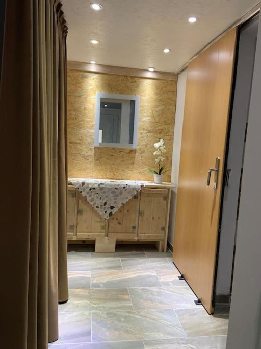 Schoene Moderne & Rustikale Einliegerwohnung Mit Kueche Schramberg Ngoại thất bức ảnh